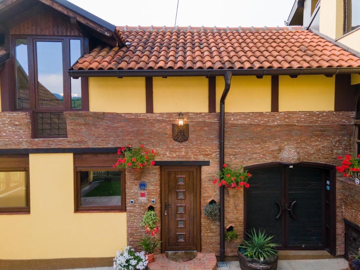 Apartment Brick